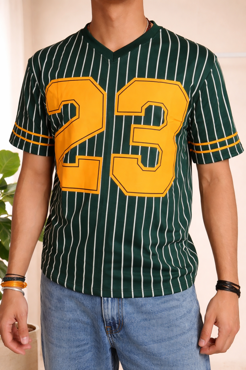 Tripster Classic V-Neck